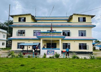 दाङमा प्रहरी र गुठी पीडितबीच झडप