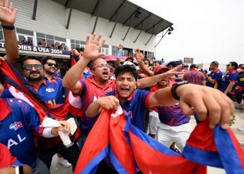 क्रिकेट क्रेज (फोटोफिचर)