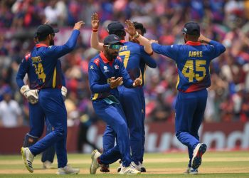 क्रिकेट क्रेज (फोटोफिचर)