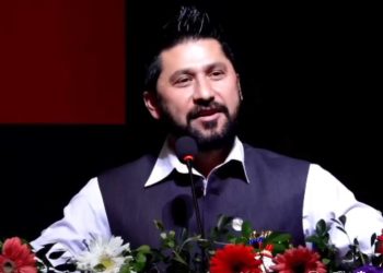 लोकतन्त्रमा खतरा छ भने हामीबाट छ, जनताबाट छैनः गृहमन्त्री लामिछाने