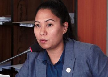 ८२५ जना शिक्षकहरूले राजनीतिक दलको सदस्‍यता त्यागेको शिक्षामन्त्रीको दावी