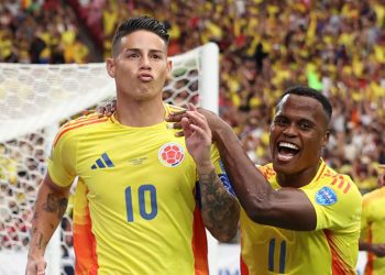 कोलम्बिया सेमिफाइनलमा