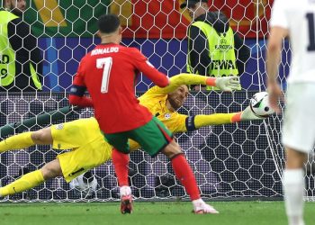 युरोपेली च्याम्पियनसिप : पोर्चुगल क्वाटरफाइनलमा