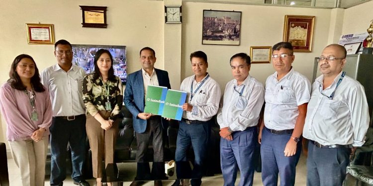 सानिमा बैंकले पाटन अस्पतालमार्फत् विपन्न महिलाको उपचारमा आर्थिक सहयोग गर्ने