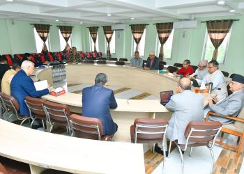 नयाँ सरकारका लागि बुधबारसम्म मार्गप्रशस्त गर्न प्रचण्डलाई एमालेको आग्रह