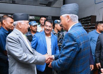 कांग्रेस पार्टी कार्यालयमा ओली(तस्बिरहरु)