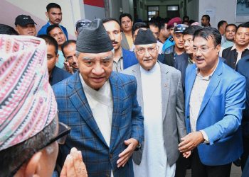 कांग्रेस पार्टी कार्यालयमा ओली(तस्बिरहरु)