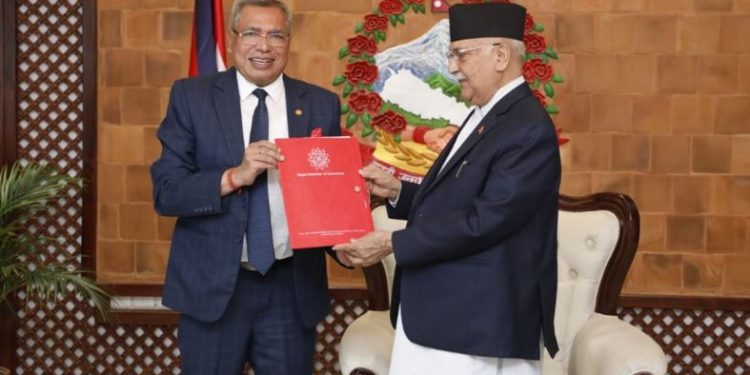 अर्थतन्त्र चलायमान बनाउन चेम्बरको ४३ बुँदे सुझाव, मौद्रिक नीति खुकुलो र लचिलो हुनुपर्नेमा जोड