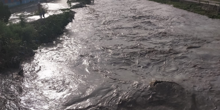 बल्खु खोलाको बाढीले बगाउँदा एक जनाको मृत्यु