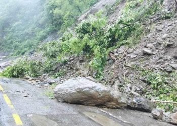 देशभरका दर्जनौं सडकखण्ड अवरुद्ध(हेर्नुहोस् विवरण)