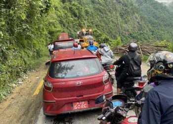 पृथ्वी राजमार्गको अवरोध हट्यो, यातायात सुचारु