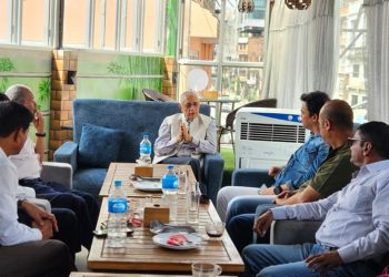 महानगरका कांग्रेस सभापतिहरुसँग शेखरको छलफल