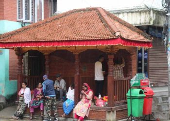 ३२४ वर्ष पुरानो ‘ग्वलःदे फल्चा’ र ध्वाखा छें पुनर्निर्माण