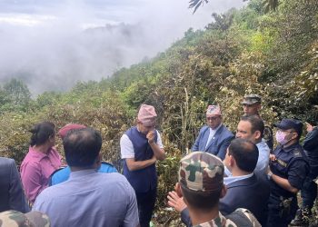 पर्यटनमन्त्रीद्वारा हेलिकोप्टर दुर्घटनास्थल निरीक्षण(तस्बिरहरु)