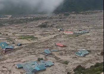 सोलुखुम्बुको थामे गाउँमा लेदोसहितको बाढी, हिमताल फुटेको आशंका