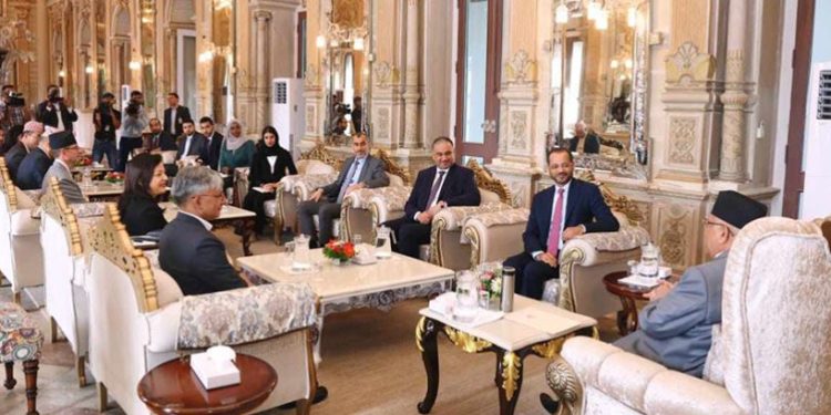 प्रधानमन्त्री ओलीसँग ओमानका विदेशमन्त्रीको शिष्टाचार भेट