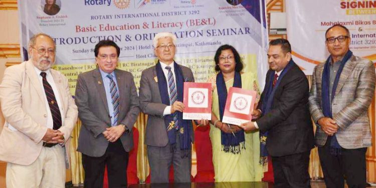 रोटरीले चलायो आधारभूत शिक्षा र साक्षरता सम्बन्धी बहस