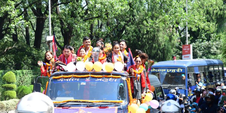 महिला भलिबल खेलाडीलाई भव्य स्वागत(तस्बिरहरु)