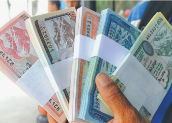 दशैंमा नयाँ होइन सुकिला नोट साटिने