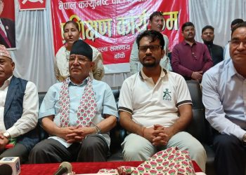 प्रचण्ड भन्छन्,‘अध्यक्ष पद टीका लगाएर हस्तान्तरण गर्ने चिज होइन’