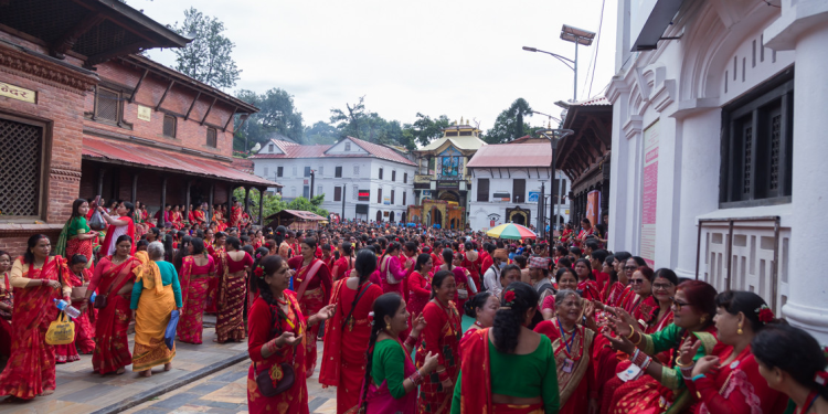 पशुपतिमा तीजको रौनक[फाेटाेफिचर]