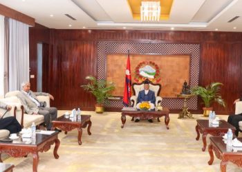 शीर्ष दलको बैठक जारी