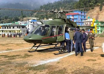 दार्चुला जिप दुर्घटना: गम्भीर घाइतेलाई हेलिकोप्टरबाट धनगढी ल्याइयो
