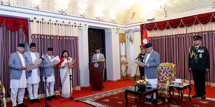 पूर्वसभामुख दमननाथ ढुंगानाको निधन