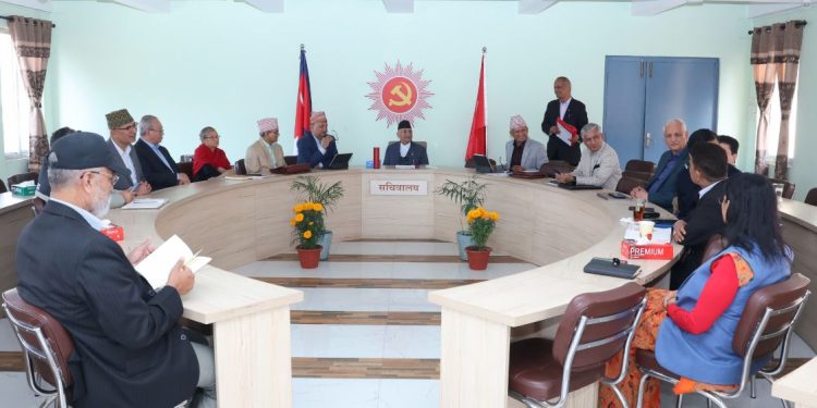 दुवै छिमेकीसँग सन्तुलित सम्बन्ध कायम गर्नुपर्ने एमालेको जोड