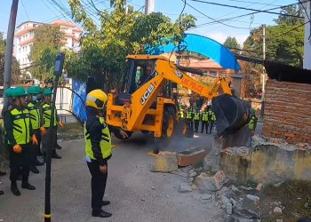 सहकारी विकास बोर्ड भवनको पर्खाल भत्काइयो(भिडियोसहित)