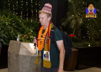 रोयल्सका विदेशी खेलाडी कुगेलेइन र जेब नेपालमा