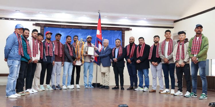 जनकपुर बोल्ट्सलाई प्रधानमन्त्रीको सम्मान