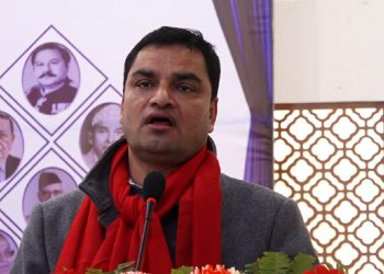 आगामी वर्षदेखि आँखा उपचारसँग जोडिने चश्माको भ्याट र भन्सार लिँदैनौँः स्वास्थ्यमन्त्री