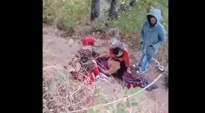 बझाङमा अस्पताल लैजाँदै गर्दा बाटोमै सुत्केरी र बच्चाको मृत्यु