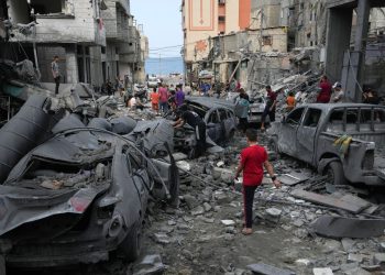 गाजाको भग्नावशेष हटाउन पाँच वर्ष लाग्ने