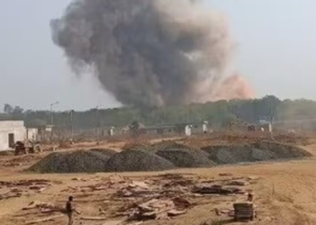 भारतीय सेनाको हतियार कारखानामा विस्फोट, ८ जनाको मृत्यु