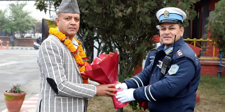 एसएसपी घिमिरेले सम्हाले उपत्यका ट्राफिक प्रहरी प्रमुखको जिम्मेवारी