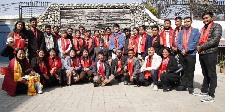 ३२ वर्षे उमेर हदका कारण बिदा भएका विद्यार्थी नेतालाई पार्टीमा सक्रिय हुन दाहालको आह्वान