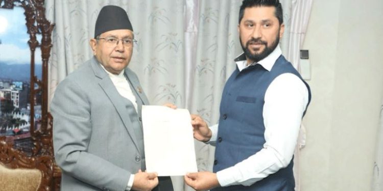 सभामुखलाई रविले बुझाए निलम्बन फुकुवाको निवेदन