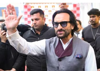 बलिउड अभिनेता सैफ अली खानमाथि छुरा प्रहार