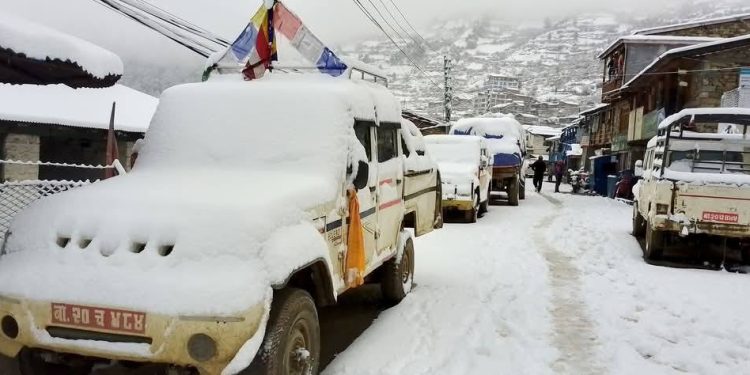 हुम्लामा हिमपात