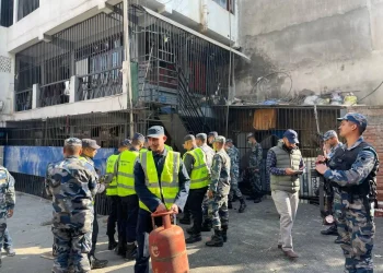 कमलपोखरीको शानदार म:म पसलमा सिलिण्डर विष्फोट, ११ जना घाइते