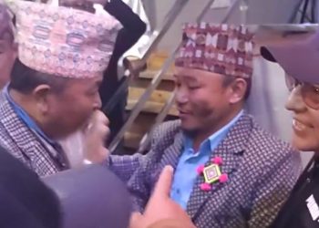 केबलकारको पक्षमा बोलेको भन्दै कालोमोसो दलेर कुटपिट(भिडियोसहित)