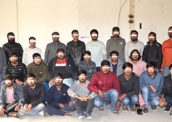 बूढानीलकण्ठमा प्रहरीको छापाः २४ भारतीय पक्राउ