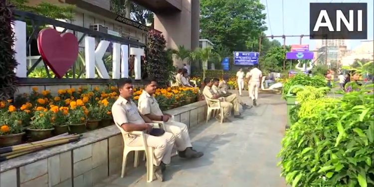 केआईआईटी विश्वविद्यालयले निकालेका नेपाली विद्यार्थी फर्काउन पहल