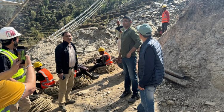 मध्यभोटेकोशी र खिम्ती–बाह्रबिसे प्रसारण लाइन एक महिनाभित्र ल्याउन ताकेता