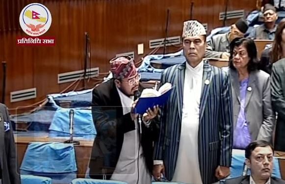 पूर्वराजा ज्ञानेन्द्रप्रति प्रधानमन्त्री ओलीको टिप्पणी असंसदीय भएको भन्दै रेकर्डबाट हटाउन माग