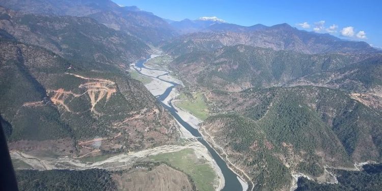 आकाशबाट कर्णाली नियाल्दा