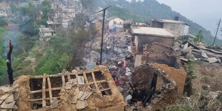 अछाममा आगलागीः २७ घर जले, सात करोड बढी क्षति