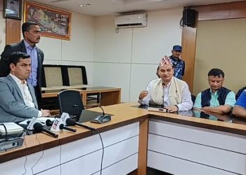 आवासीय चिकित्सकलाई सरकारी आठौँ तहको तलब सुविधा दिन निजी मेडिकल कलेजहरूलाई निर्देशन